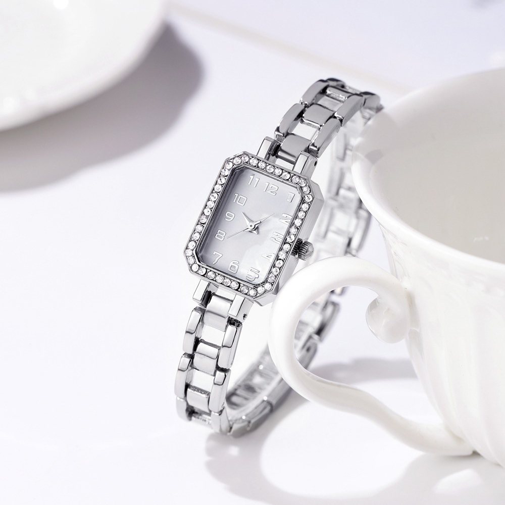 Orologio da donna di lusso 202 - Luxury Watch Square recensione e prezzo