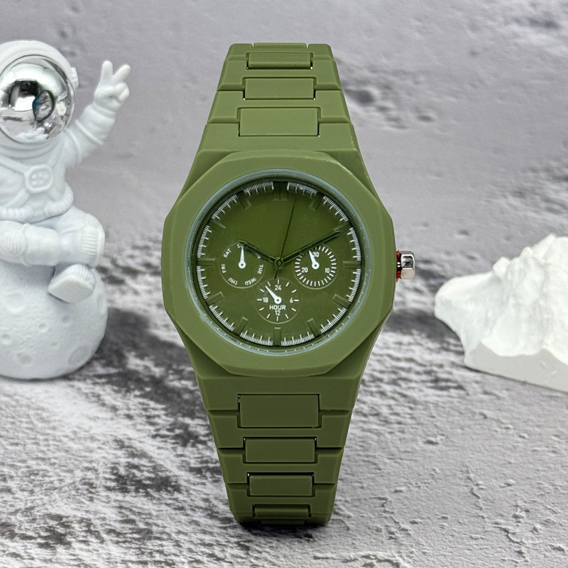 Orologio di Marca Famosa con Q - Luxury Watch Maker recensione e prezzo